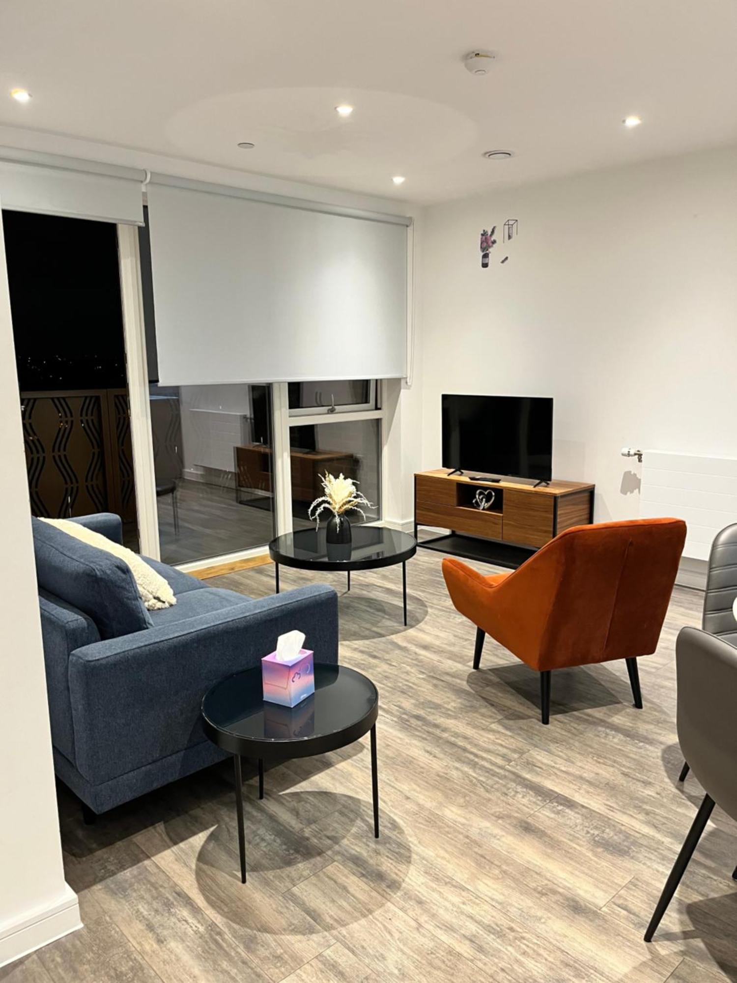 One Bedroom Apartment Barking  Exterior foto